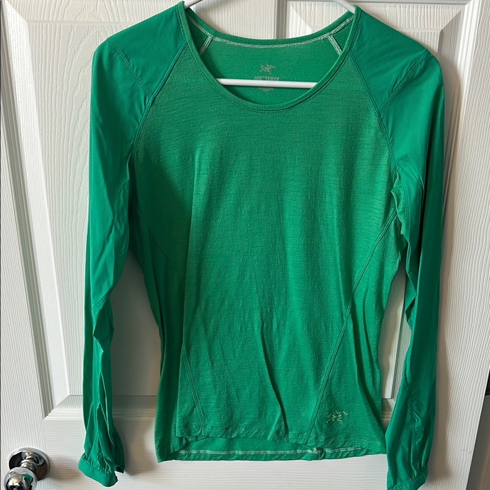 Arc'teryx long sleeve Lana comp